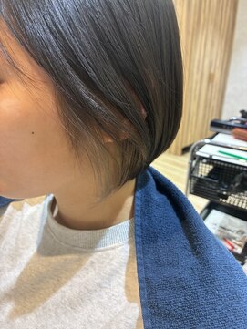 リアン 綱島(Lien) イヤリング/ダークグレージュ/ブリーチ/顔周り/カット/カラー/84