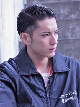 ガズル ハラジュク(GUZZLE HARAJUKU) ワイルドな刈り上げサイドパートスタイル