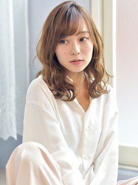 イリーブ(elieve) シアカラーで大人かわいい艶髪◇透明感×ゆるふわレイヤー