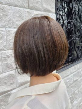 ルシエ(LUCIE) アッシュブラウン×前下がりshort