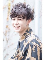 ケアリー 武蔵小杉(Carelly)&nbsp;AUSTIN メンズアップバング×束感マッシュ