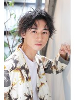 マグノリア(MAGNOLIA) メンズの王道黒髪センターパートパーマ