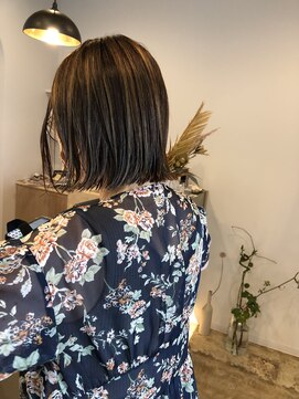 ミュゼリーブル(Musee libre) 切りっぱなしボブ