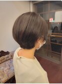 ショートボブ