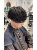 刈り上げマッシュ緩め波巻きパーマ