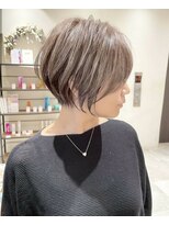 前髪あり耳掛け丸みくびれショートボブ20代30代40代50代(蘭)
