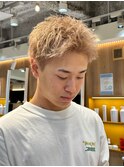 スパイキーショート×ミルクティーベージュ
