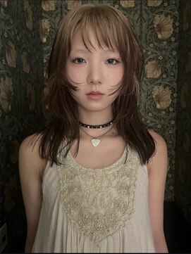 キャロルガーデンズ ボコカ 表参道(Carroll Gardens bococa) 【riNa】ブリーチ/レイヤー/ベージュ/デザイン