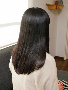 ぉ家サロン(Salon)の写真/素材美を追求し、すっぴん髪も美しく＊悩みに合わせたケアで地肌から毛先まで潤う、新感覚の手触りに♪