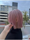 ピンクベージュ