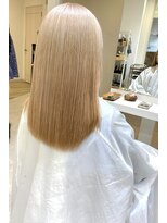 イソラブル 日比野店(ISOLA-blu) ホワイトミルクティー