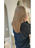 ダブルカラーミルクティーベージュ×ツヤツヤストレートヘア