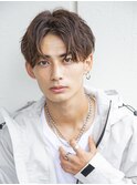 小久保styleフェザーパーマグレーブルーカラー刈り上げショート