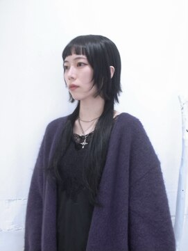 229 グレーブラック / 個性的ロングレイヤー