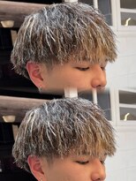 髪屋 紬&nbsp;メンズ/メンズパーマ/メンズカットホワイトメッシュ