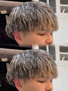 髪屋 紬 メンズ/メンズパーマ/メンズカットホワイトメッシュ