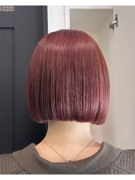 ジラソル(girasol) ボブ×ブリーチなしダブルカラー×酸性ストレート×ワインレッド