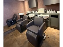 イワッシュ 白楽駅店(IwAsh)の雰囲気（オシャレなシャンプー台！！）