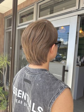 イェスオキナワ(yes okinawa) センターパートメンズカット