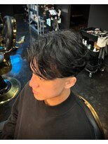 キングスマントーキョー カットクラブ 中野(KINGSMAN TOKYO CUTCLUB)&nbsp;ニュアンスパーマ/ツイストスパイラル/フェード[中野/MEN'S]
