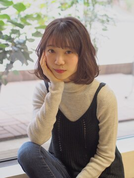 イロ(Ilo) Ａライン王道ボブ