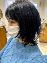 ビードロ 吉祥寺店(vi dro)&nbsp;【お客様スタイル】ウルフカット×ネイビーカラー