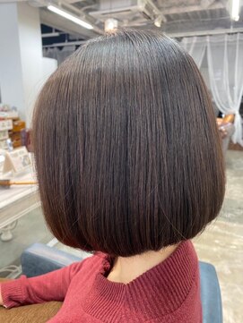 アイノア(AInoa) ミニボブ×ベージュ