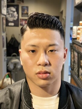 バーバー スタジオ ラフテル(Barber Studio RAFTEL) パートスタイル