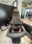 くびれミディアム韓国ヘア波巻き外巻きオリーブマットベージュ