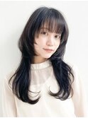  黒髪でもOK！ウルフレイヤーカット×韓国風くびれヘア