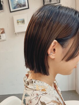 エン(En,) ナチュラルなこなれ感の切りっぱなしボブ◎