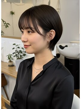 大人ショートボブ/レイヤーショート/前髪あり/20代30代40代