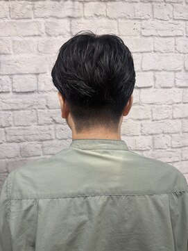 グレイスフル バーバープラチナム 六本木店(Graceful Barber platinum) ツーブロ刈り上げパートスタイル！