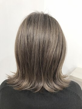 ヘアースタジオ ゼン(hair studio Zen) 外国人風ハイライト 外ハネボブ