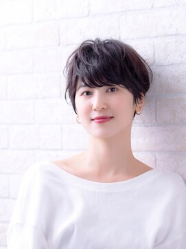ヘアーアートシフォン 川口東口店(hair art chiffon) 伸ばしかけアシンメトリーの小顔マッシュ大人ボブ【川口】