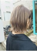 担当照井 ハイライト×ミルクティーベージュ