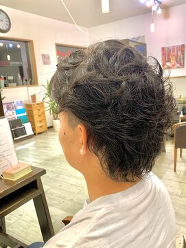 オレンジ(orange) メンズワイルドパーマスタイル