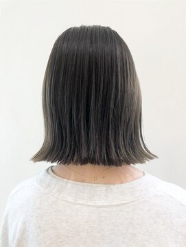 アイティーバイアルバム 松戸店(IT by ALBUM) オリーブグレージュ切りっぱなしボブ_カーキグレージュ_ba320062