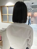 ラミエ バイ メルト 吉祥寺(lamie by melt)&nbsp;"久保田"黒髪切りっぱなしボブ地毛風ストレートぱつっとカット