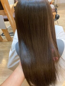 グランバイ アトリエドングリ(Grand × AtlierDonguri) お客様髪質改善データ1349（梅雨対策ストレート）