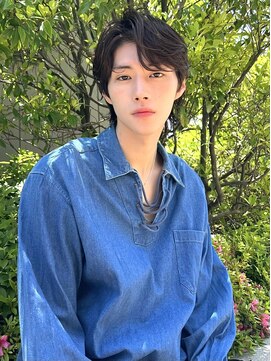 ゼストプール(ZEST POOL) 韓国ヘア　ウルフヘア　マレットヘア　サイドパート