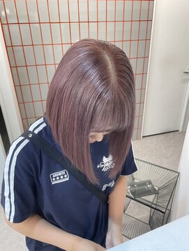 ペレ 渋谷(PELE) イメチェン/ホワイトブロンド/外ハネボブ/ワイドバング/渋谷