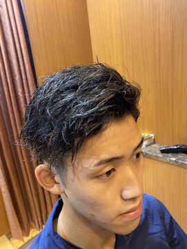 ヘアーモードキクチ 神田日銀通り店 ツイストスパイラルパーマ