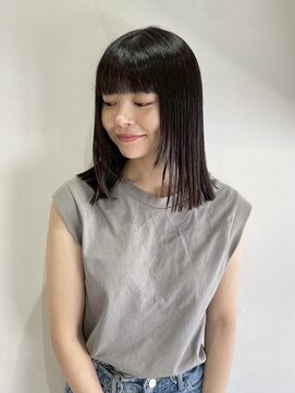 ウクラ バイ レシッド 池袋(uchla by rcid) 顔周りレイヤー☆ぷつっとロブ