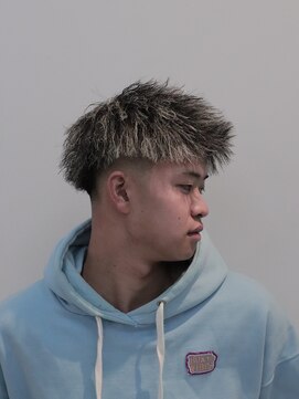 ルーストデラックス 京都河原町三条(ROOST dx) MEN'S HAIR/ホワイトハイライト/ツイストジェット