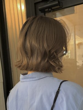 ブリーチなしベージュ