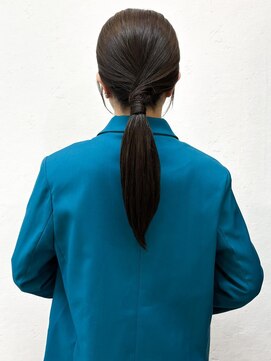 セルカ 新宿(CERCA) タイトポニーテールアレンジ［CERCA新宿/新宿西口］