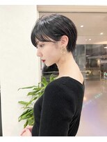 コール ネックス ザ サロン 表参道(COALL nex the salon)&nbsp;ダークアッシュ前髪あり大人ガーリークールショート