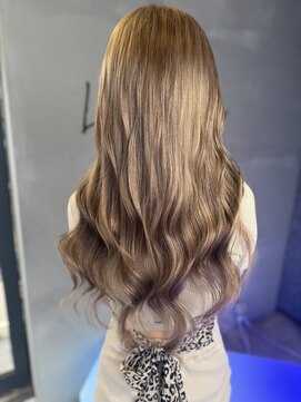 ラニシス ヘアー(Lanisis Hair) 透明感爆発大人ハイトーン