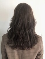 ヴェイン(VEIN)&nbsp;イルミナカラー　小顔　オリーブカラー　セミウェットウェーブ